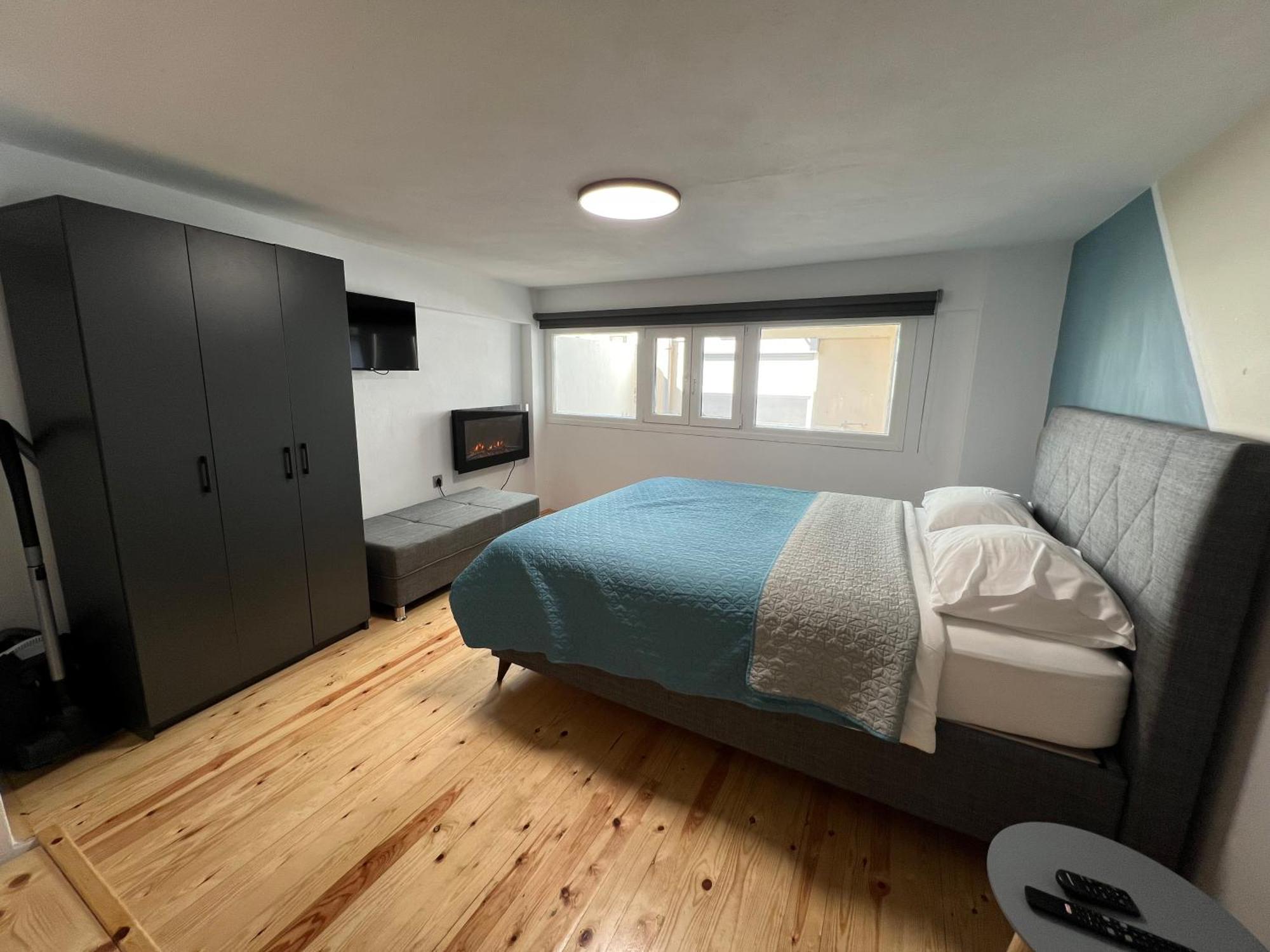 City Center Loft With Private Parking Кавала Екстер'єр фото
