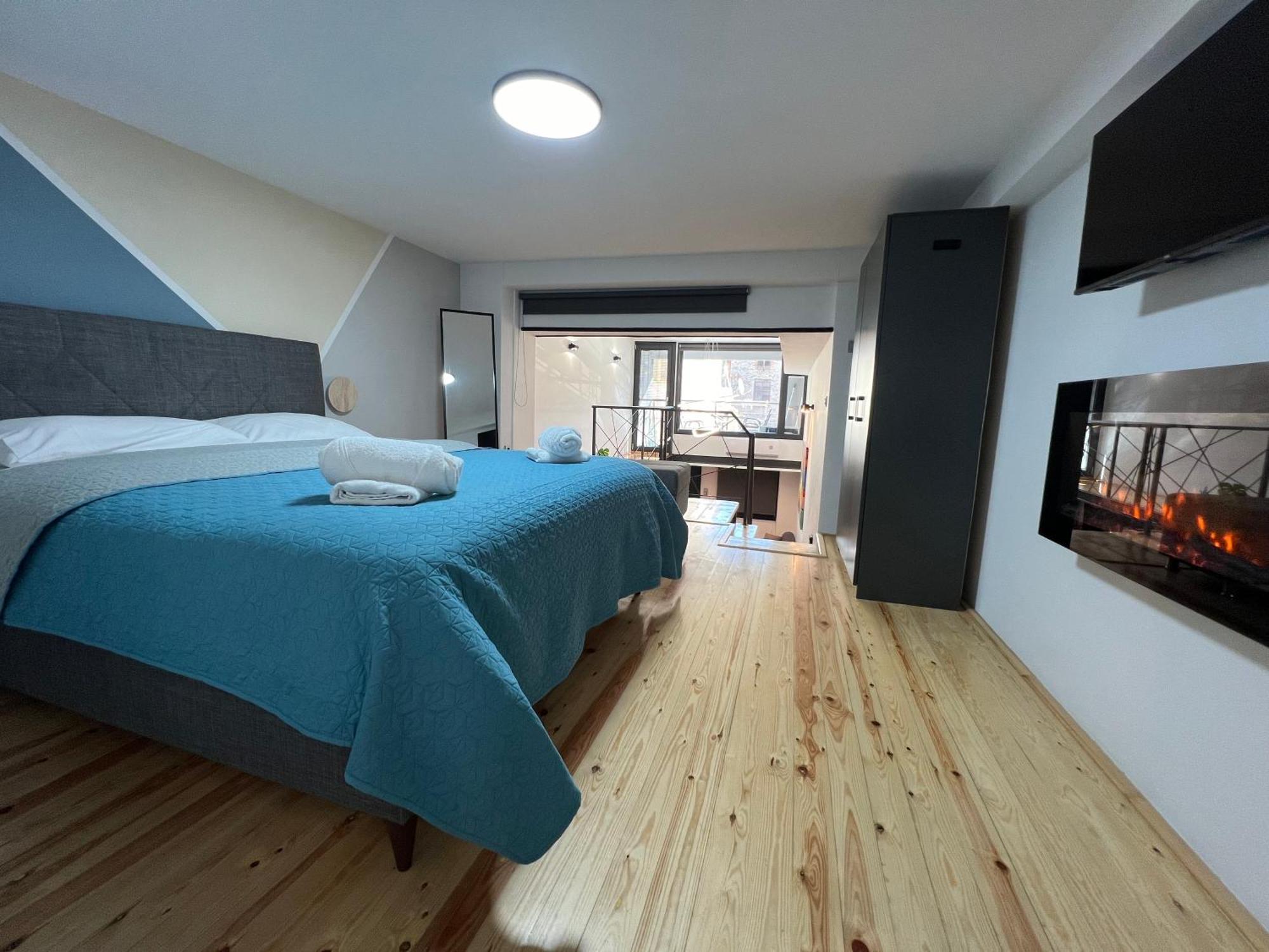 City Center Loft With Private Parking Кавала Екстер'єр фото